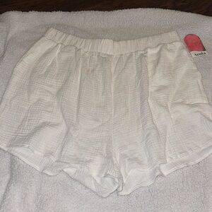 Arula amazing shorts new with tag